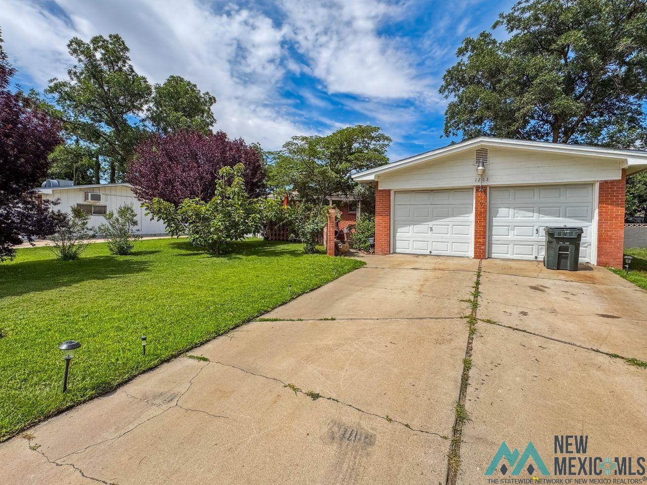 Property Photo: 1208 Bryan Circle NM 88220