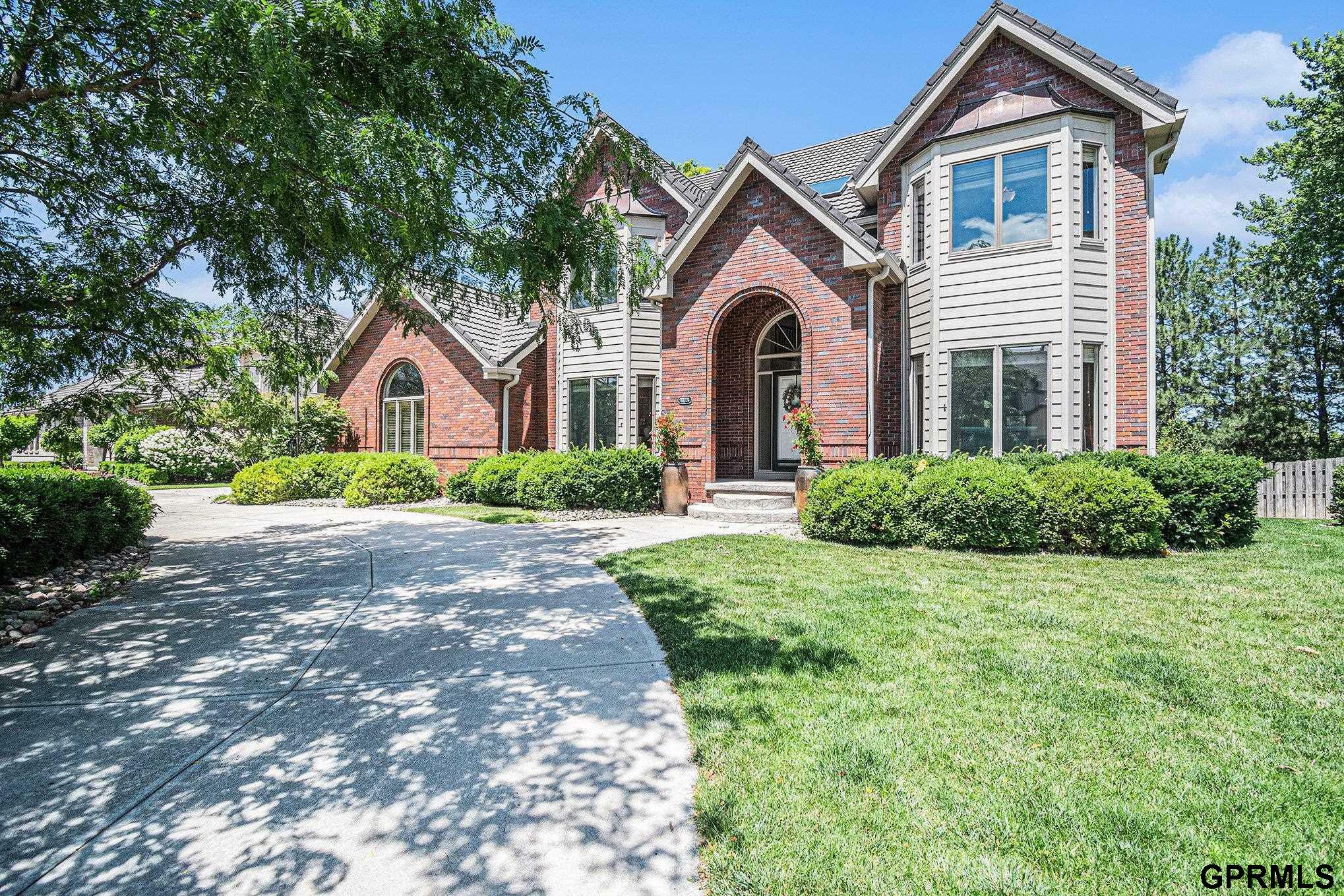 Property Photo: 13624 Parker Circle NE 68154