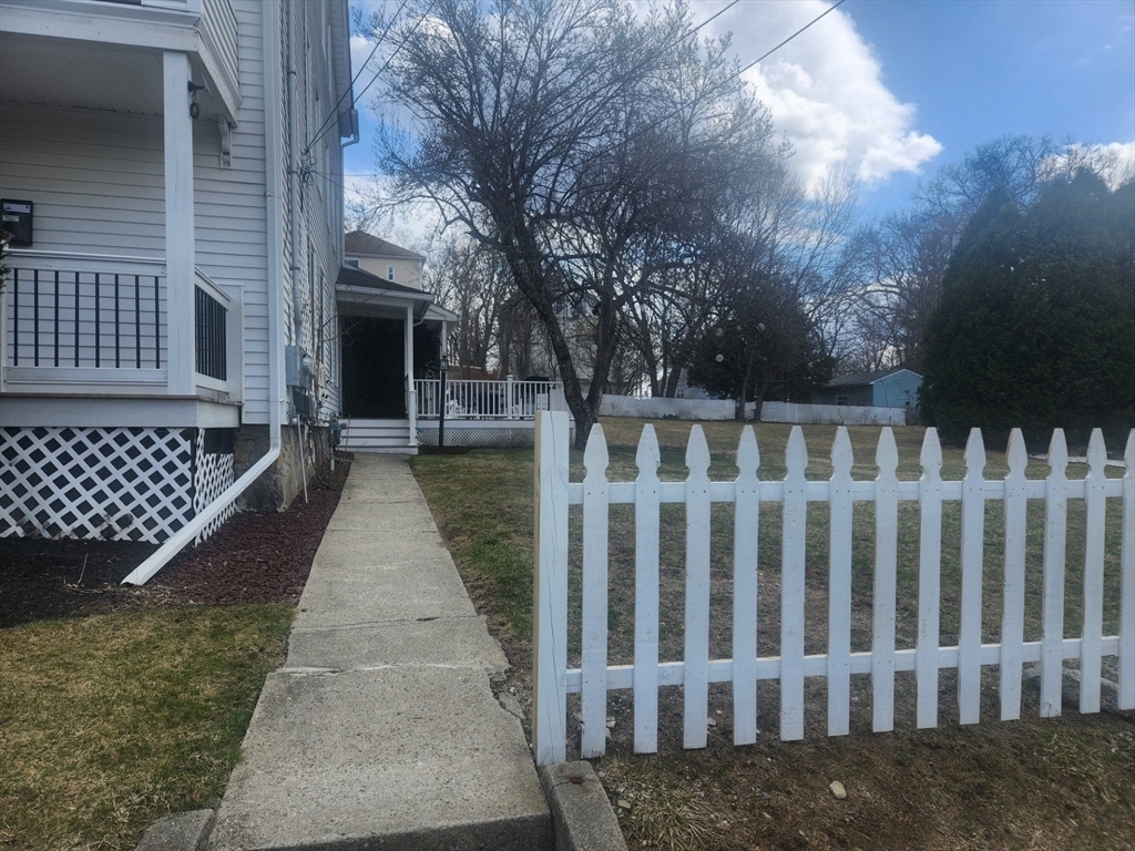Property Photo:  45 Elm Street 2  MA 01570 
