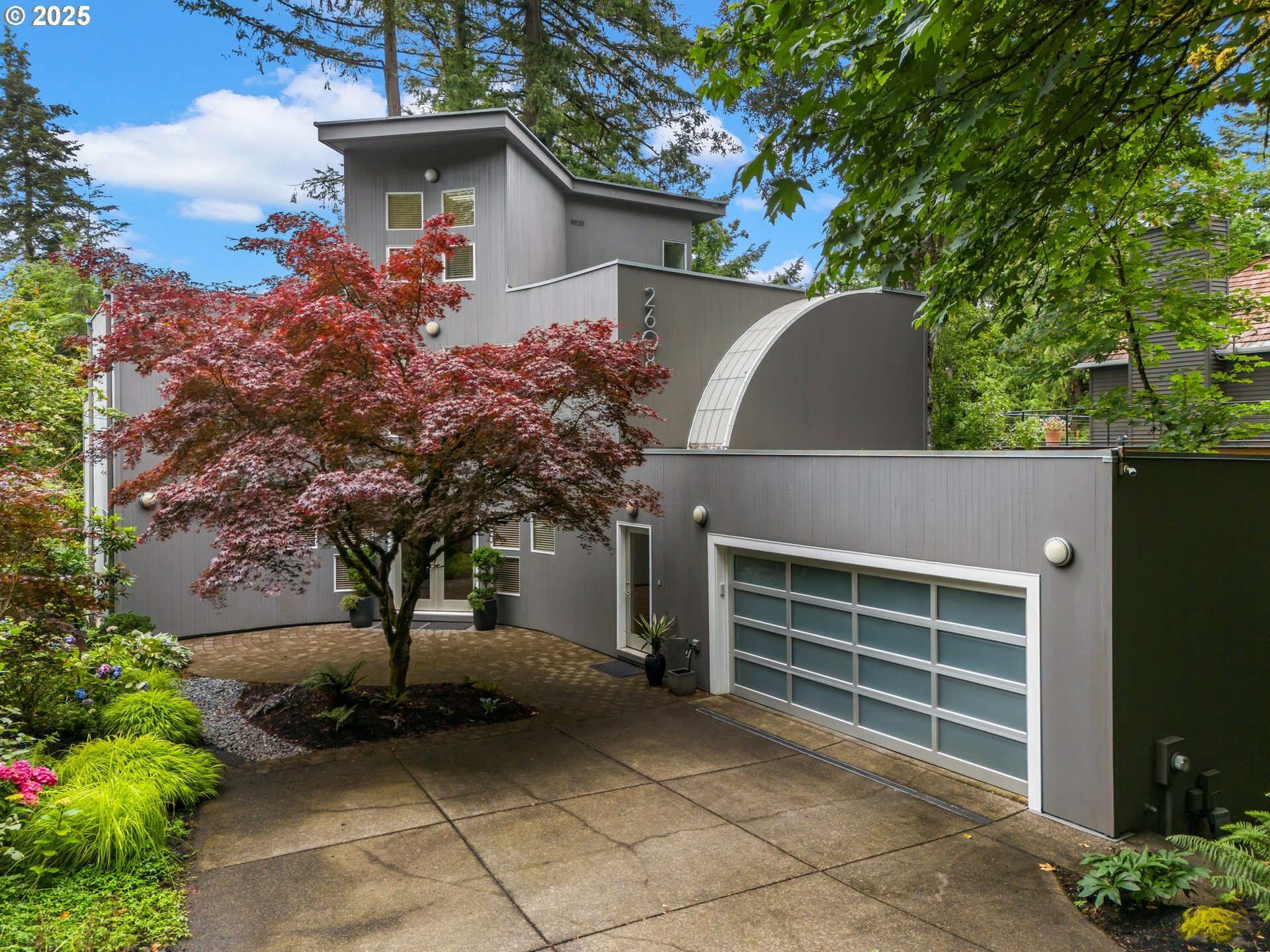 2608 SW Fairmount Blvd  Portland OR 97239 photo