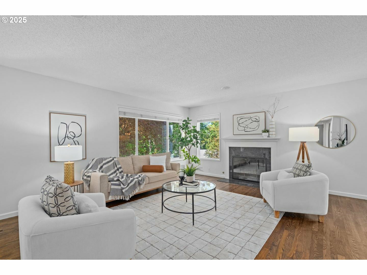 Property Photo:  9720 SW Quail Post Rd  OR 97219 