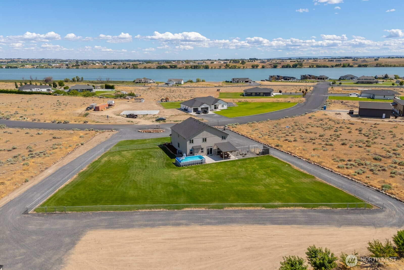Property Photo: 5140 Road 6.9 NE WA 98837