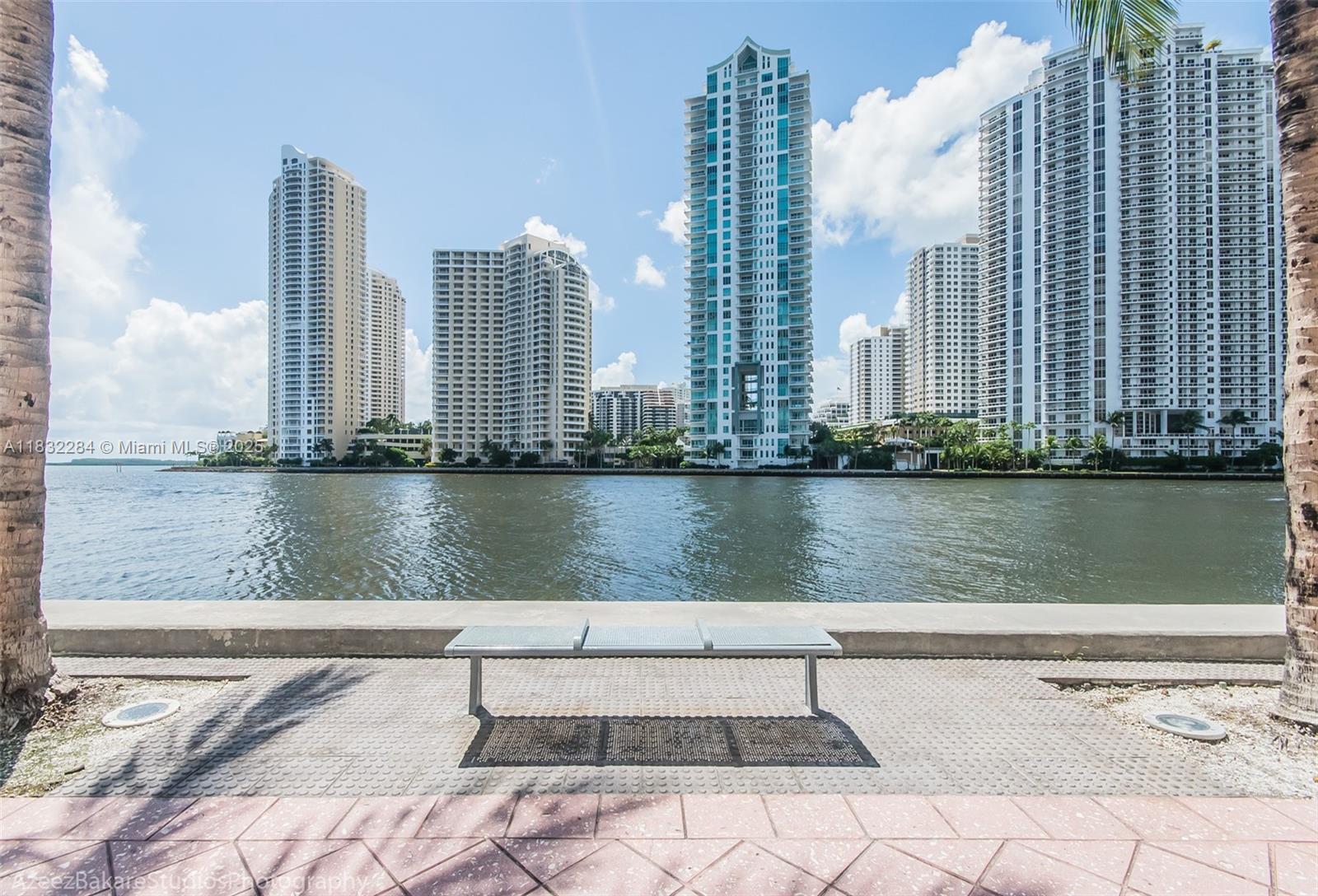 Property Photo: 325 S Biscayne Blvd 1920 FL 33131