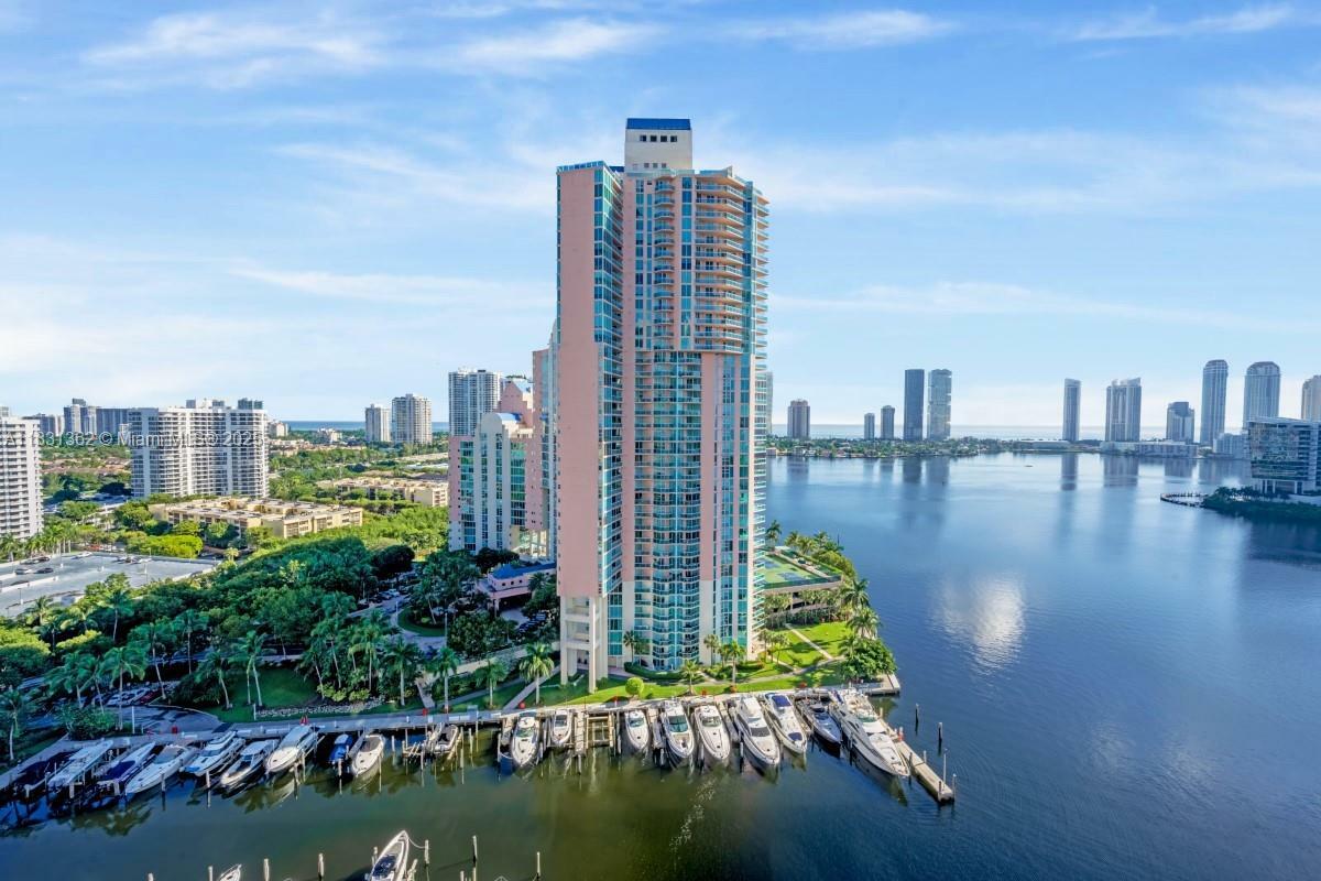 Property Photo: 3330 NE 190th St 1912 FL 33180