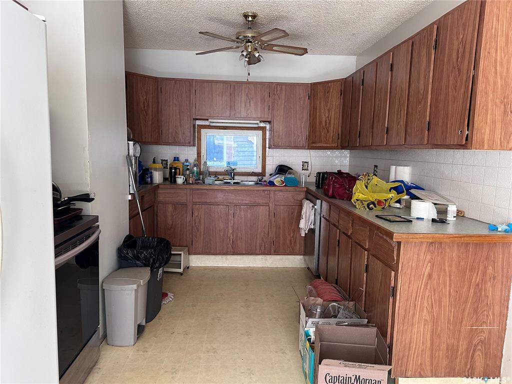 Property Photo: 859 Cartier Avenue SK S6H 1L9