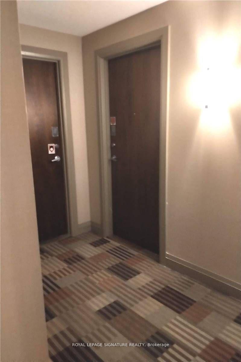 Property Photo: 4090 Living Arts Drive 410 ON L5B 4M8