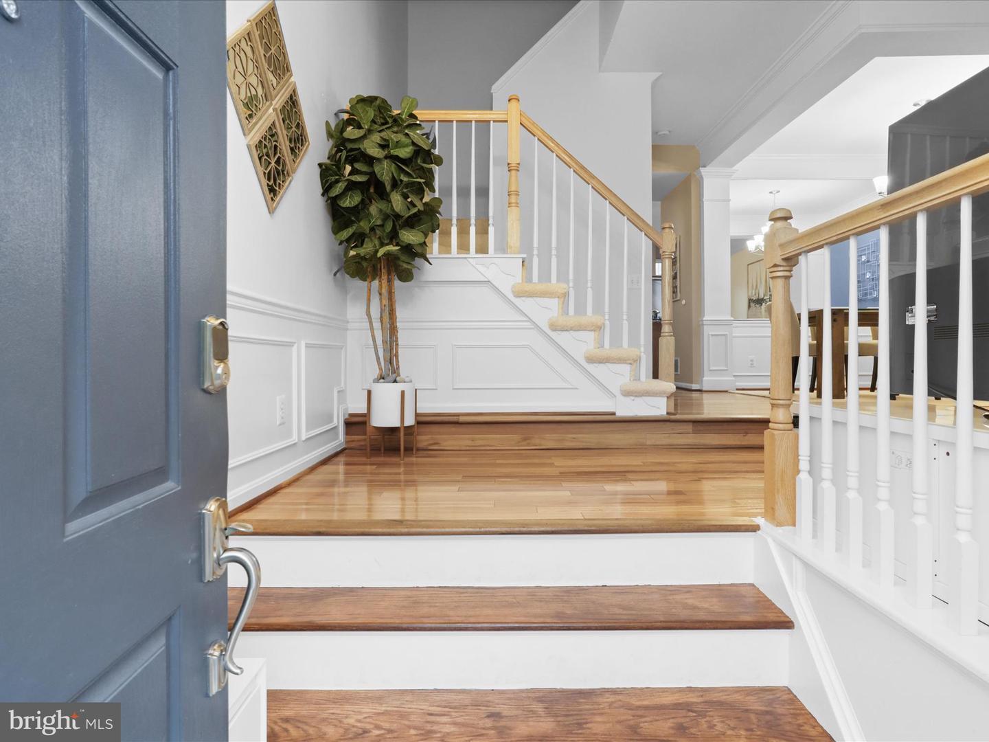 Property Photo: 6528 Osprey Point Lane VA 22315