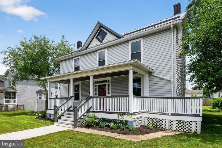 Property Photo: 116 S Pleasant Valley Road VA 22601