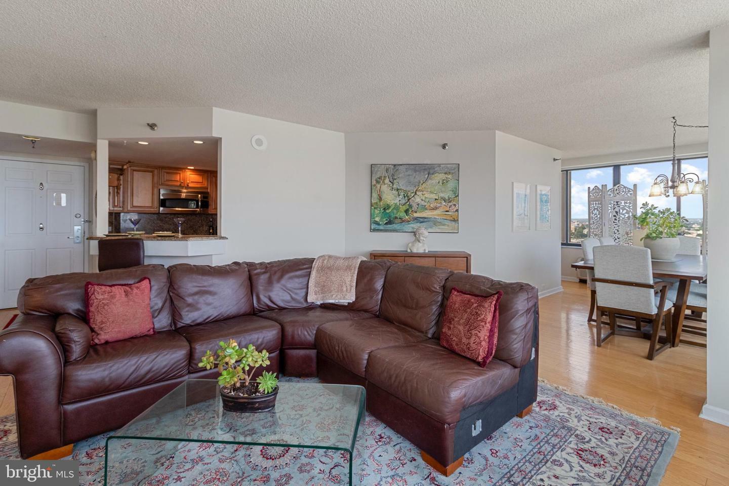 Property Photo:  2001 Hamilton Street P301  PA 19130 