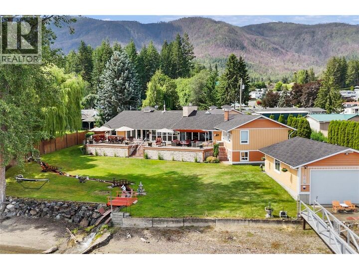 Property Photo:  957 Garroway Road  BC V0E 2W0 