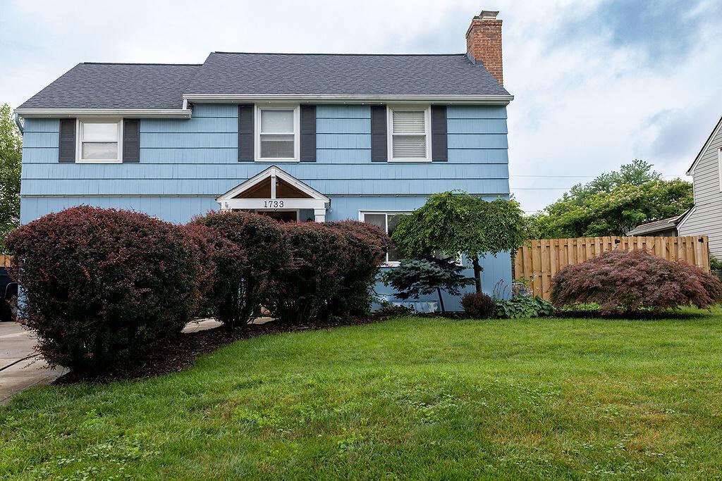Property Photo: 1733 Elmwood Avenue OH 43212