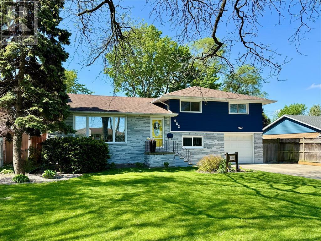 Property Photo:  983 Devine Street  ON N7S 1A9 