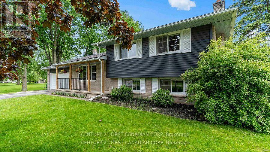 Property Photo:  741 Glover Crescent  ON N0L 1W0 