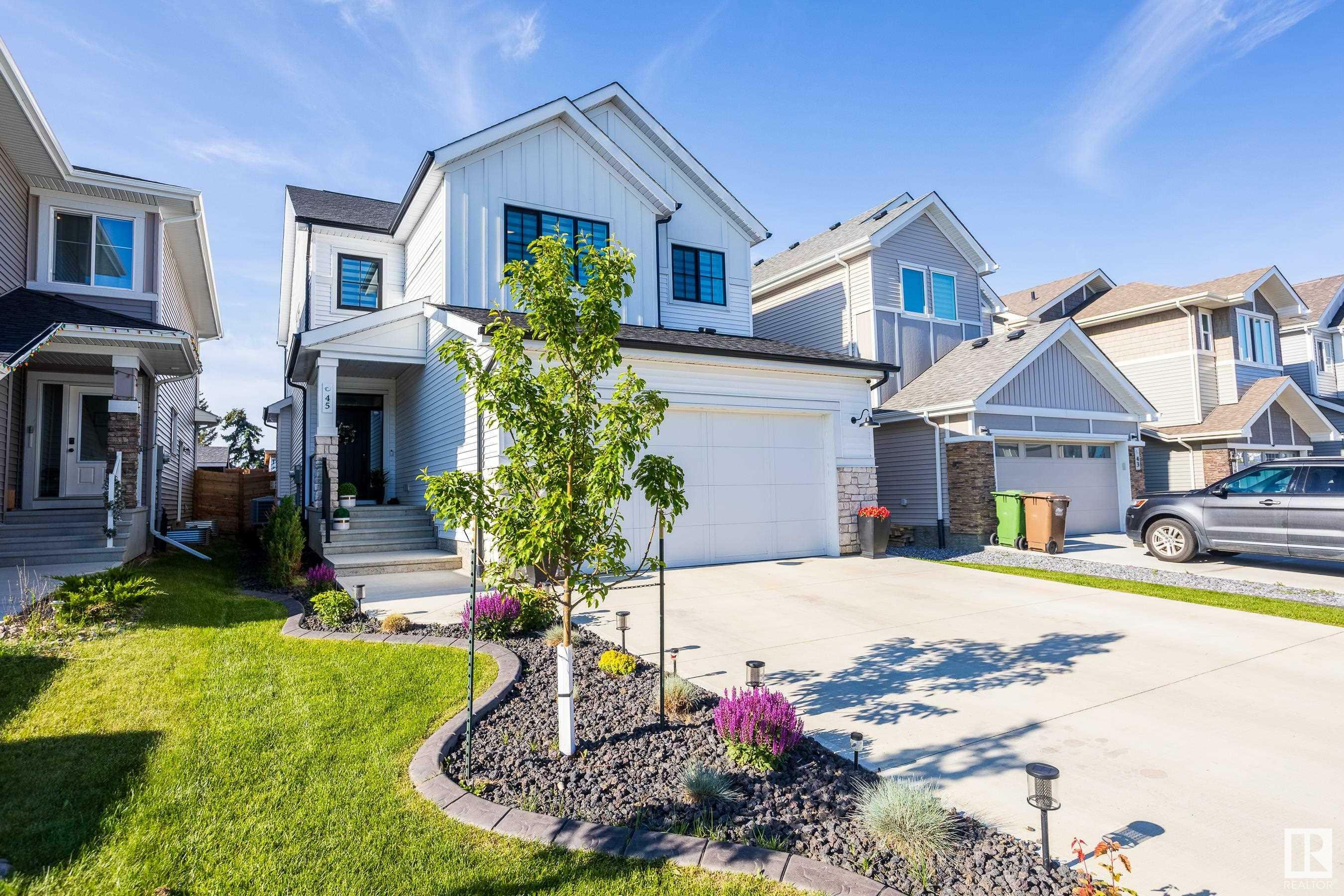 Property Photo:  45 Jamison Crescent  AB T8N 7X7 