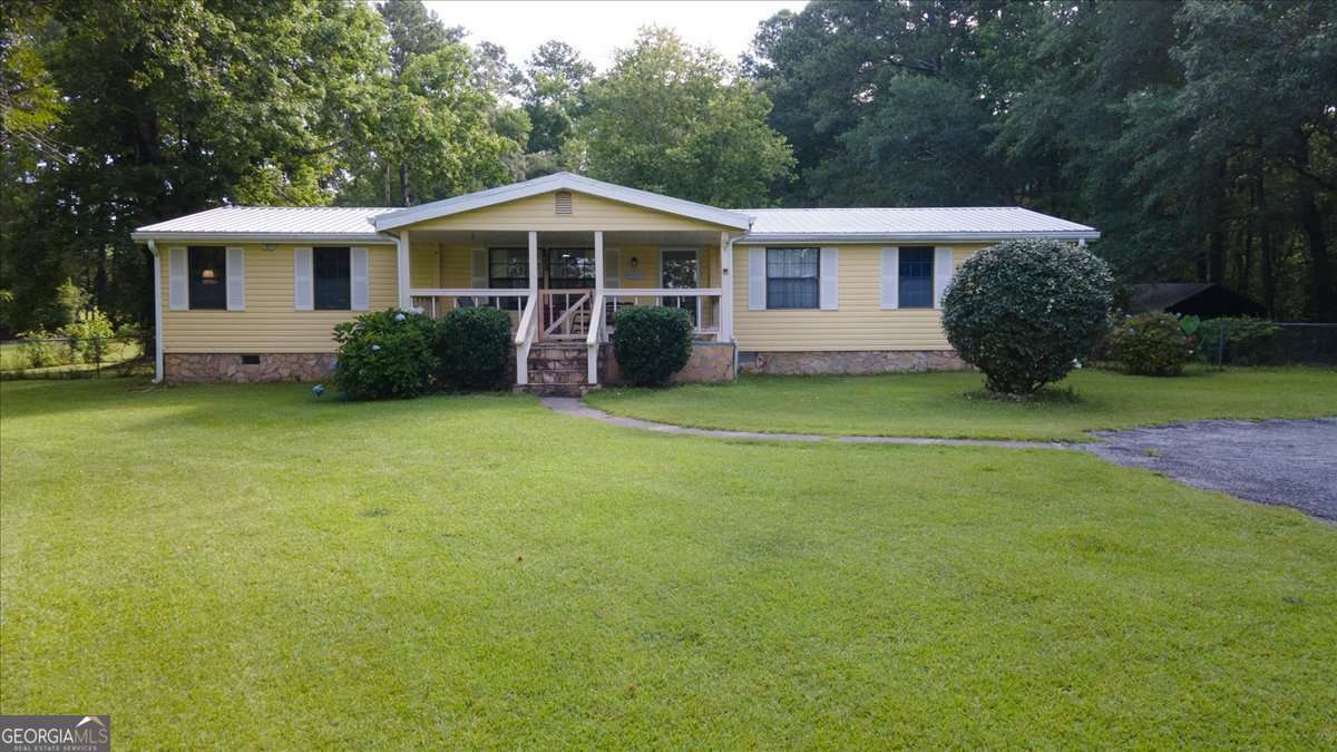 Property Photo:  1205 Humphries Road NW  GA 30012 