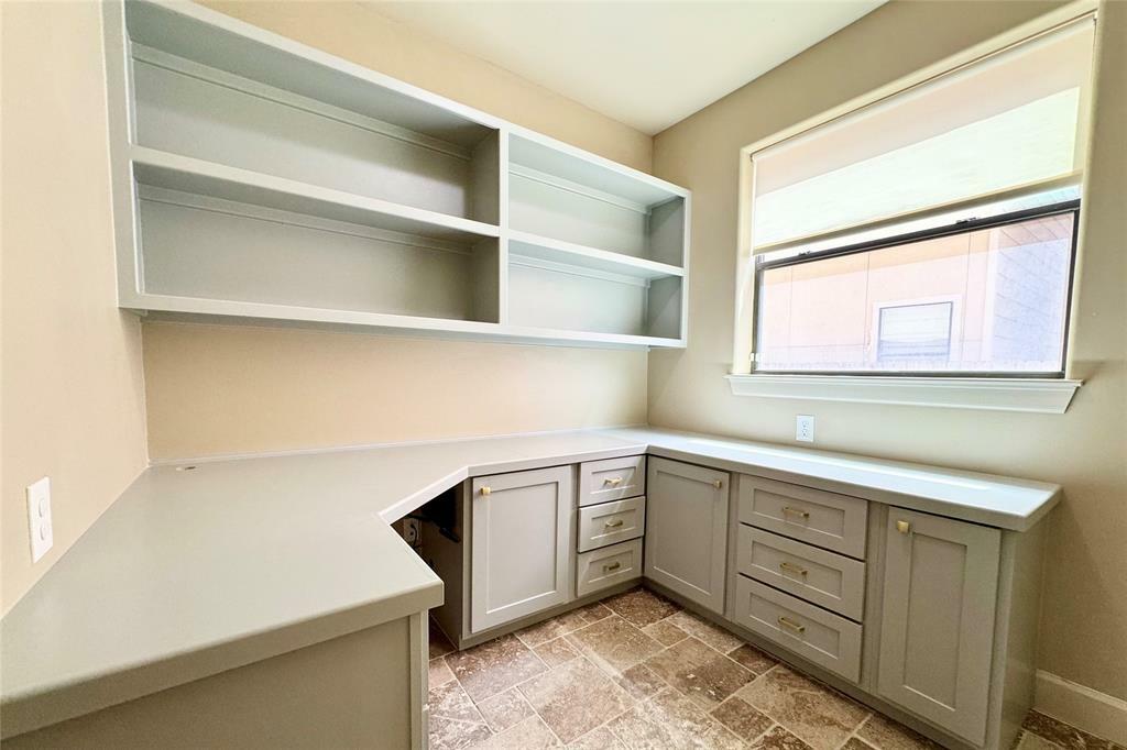 Property Photo: 2304 Couch Street TX 77008