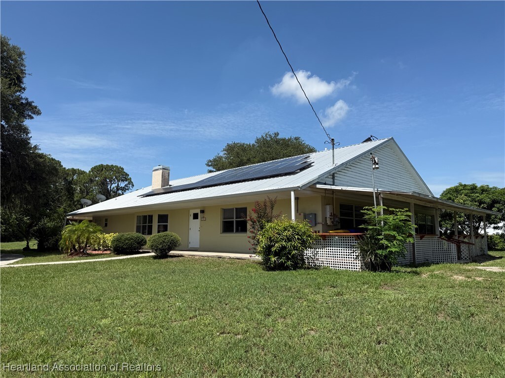 Property Photo:  350 Bottlebrush Avenue  FL 33852 