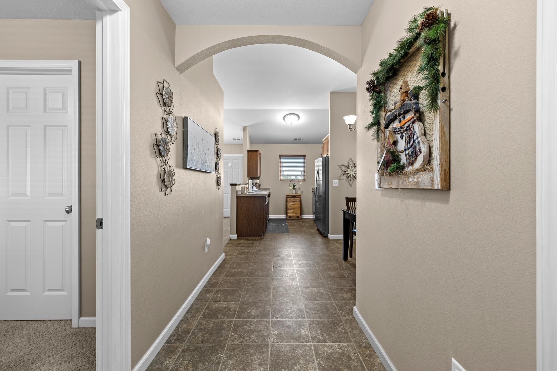 Property Photo: 3004 11th St NW ND 58703