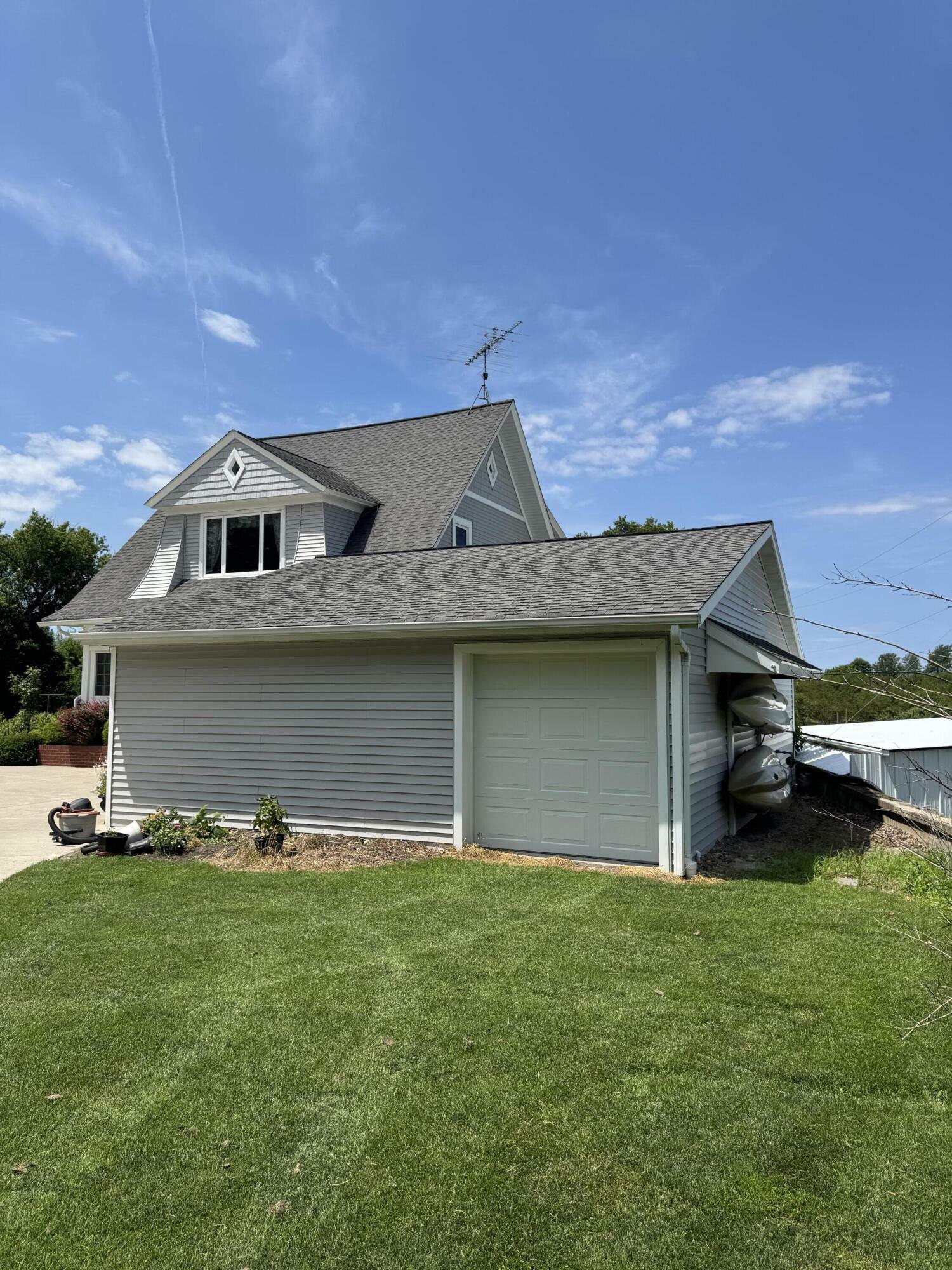 Property Photo: 3338 Abbey Road MI 49420