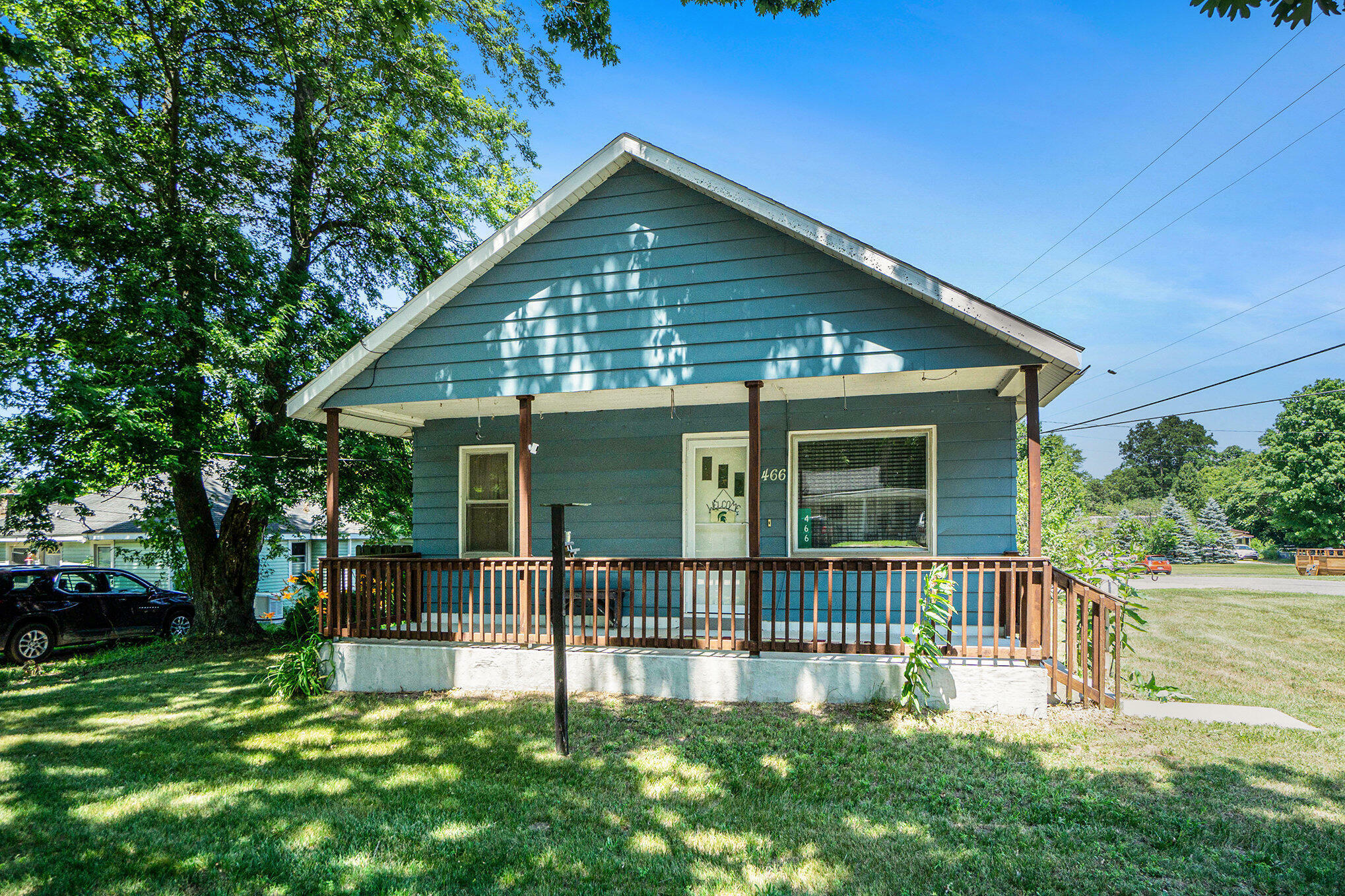 Property Photo:  466 Delano Street  MI 49010 