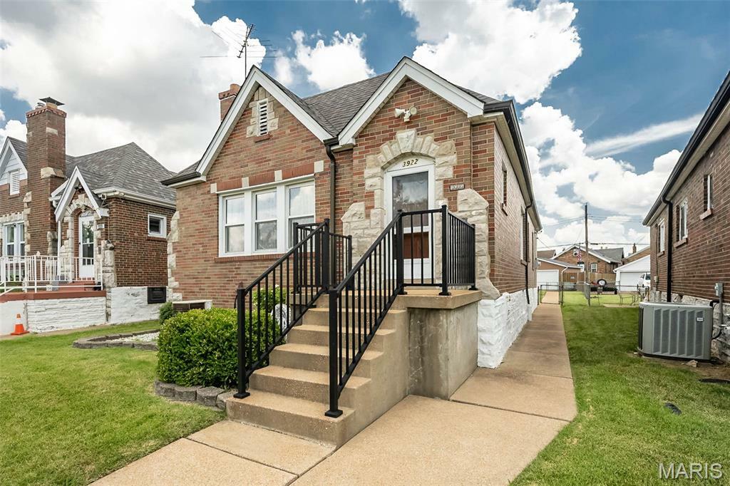 Property Photo:  3922 Alexander Street  MO 63116 