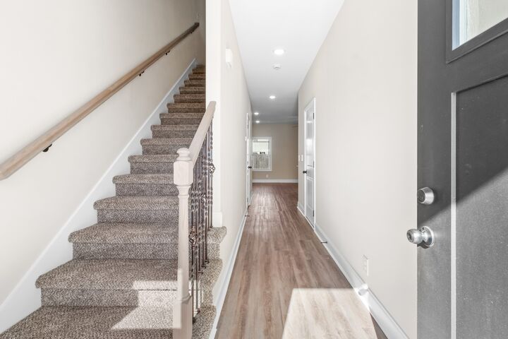 Property Photo:  208 W Fallow Ct  TN 37040 