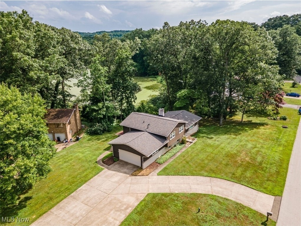 Property Photo: 3845 Cayugas Drive OH 44319