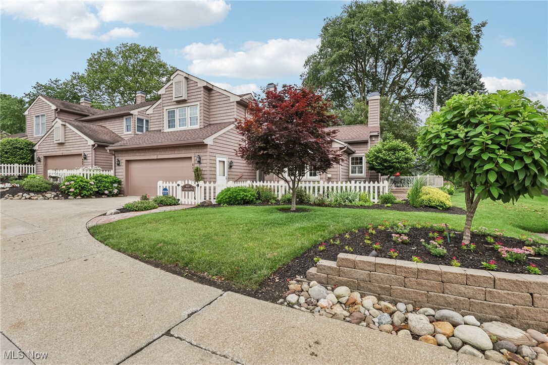 643 Isle View Drive  Akron OH 44319 photo
