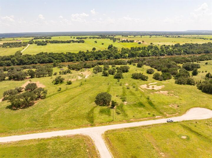Property Photo: 2217 River Shoals Road TX 76067