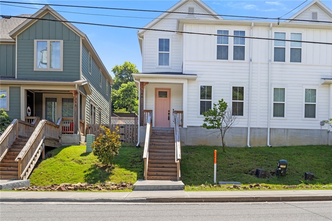 Property Photo:  344 N Fletcher Avenue  AR 72701 