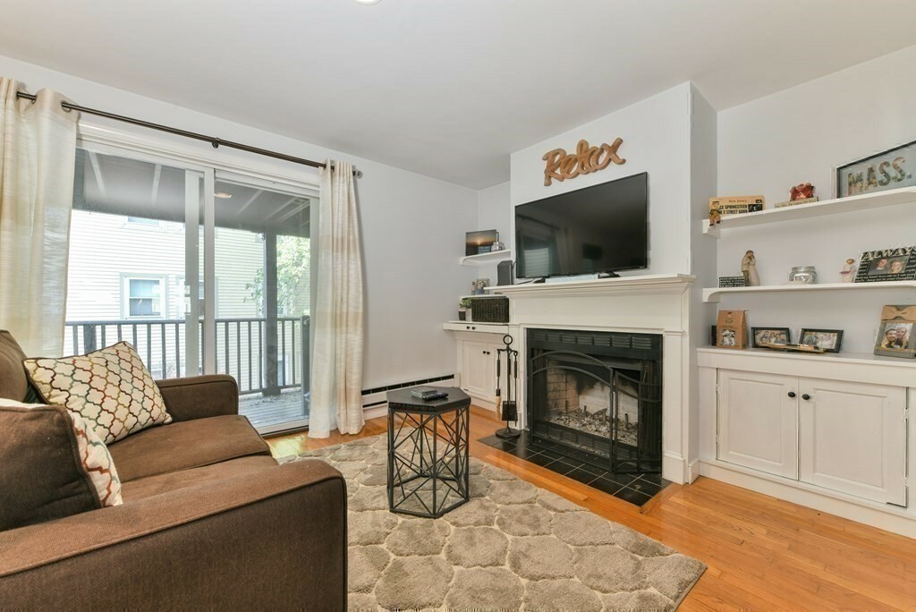Property Photo: 153-155 W 6th St 4 MA 02127