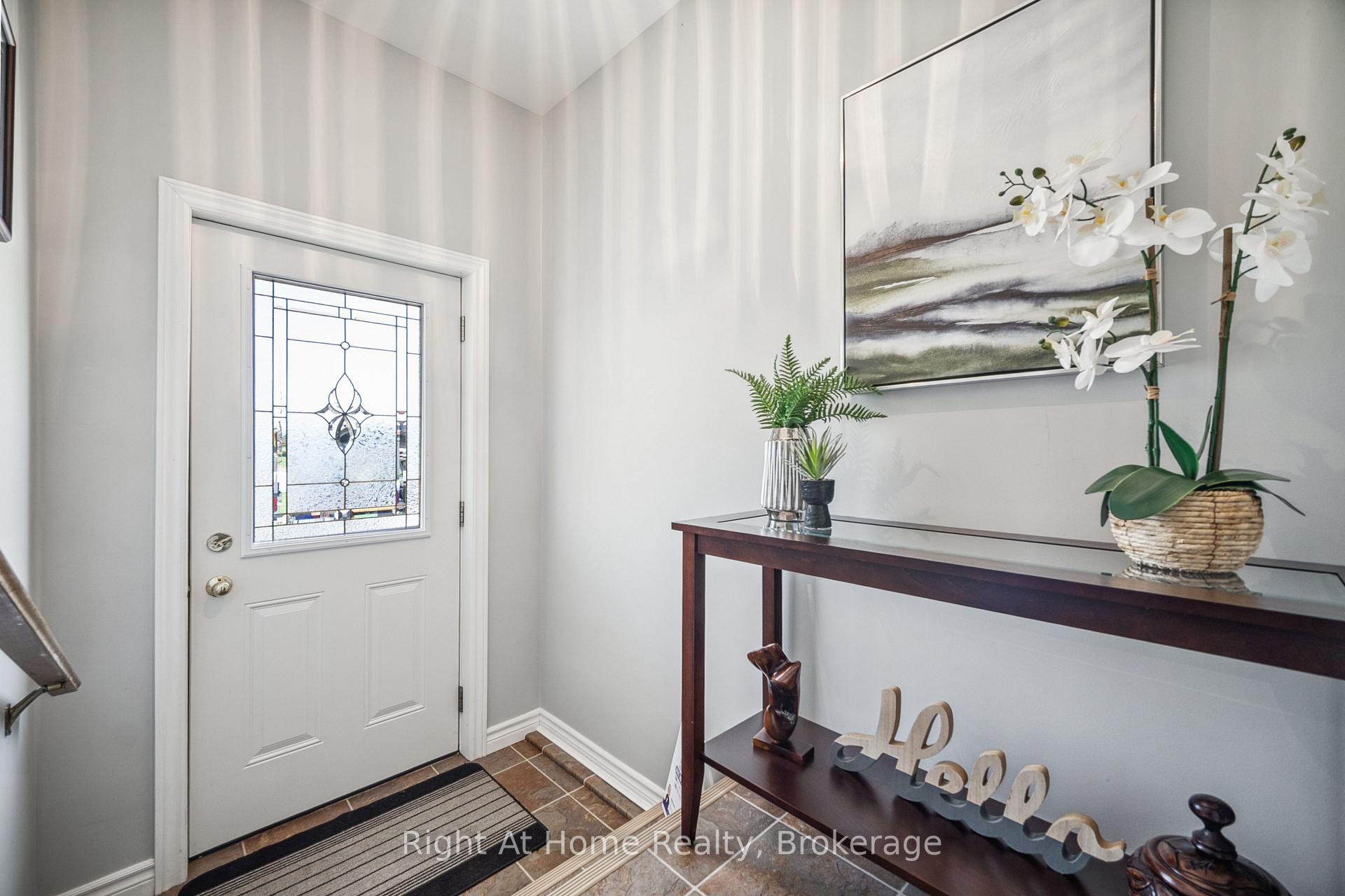 Property Photo:  664 Maple Street  ON N0G 1H0 