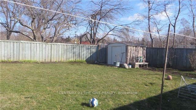 Property Photo: 6 Norwalk Street Bsmt ON M1J 2V1