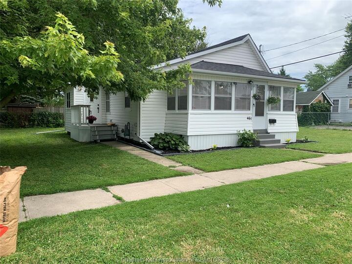 Property Photo: 461 Selkirk Street ON N8A 3X9