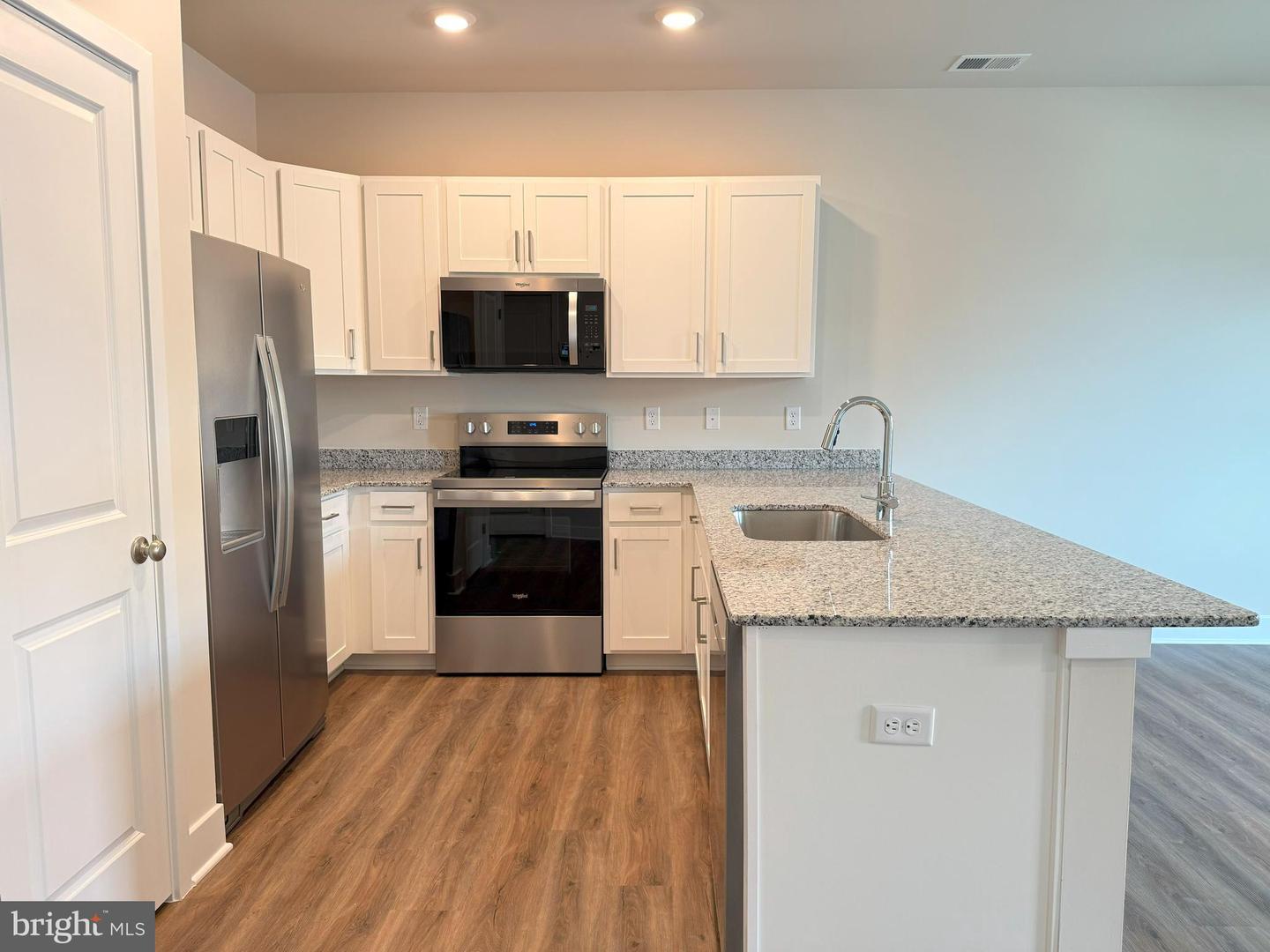 Property Photo: 116 Nootka Way VA 22602
