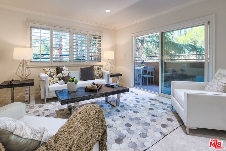 Property Photo: 6700 Hillpark Dr CA 90068
