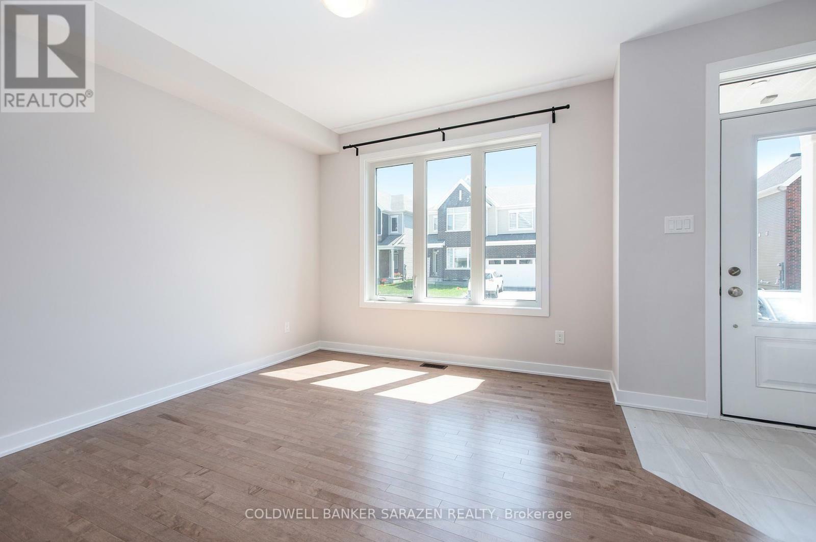 Property Photo:  1813 Haiku Street  ON K2J 6H3 