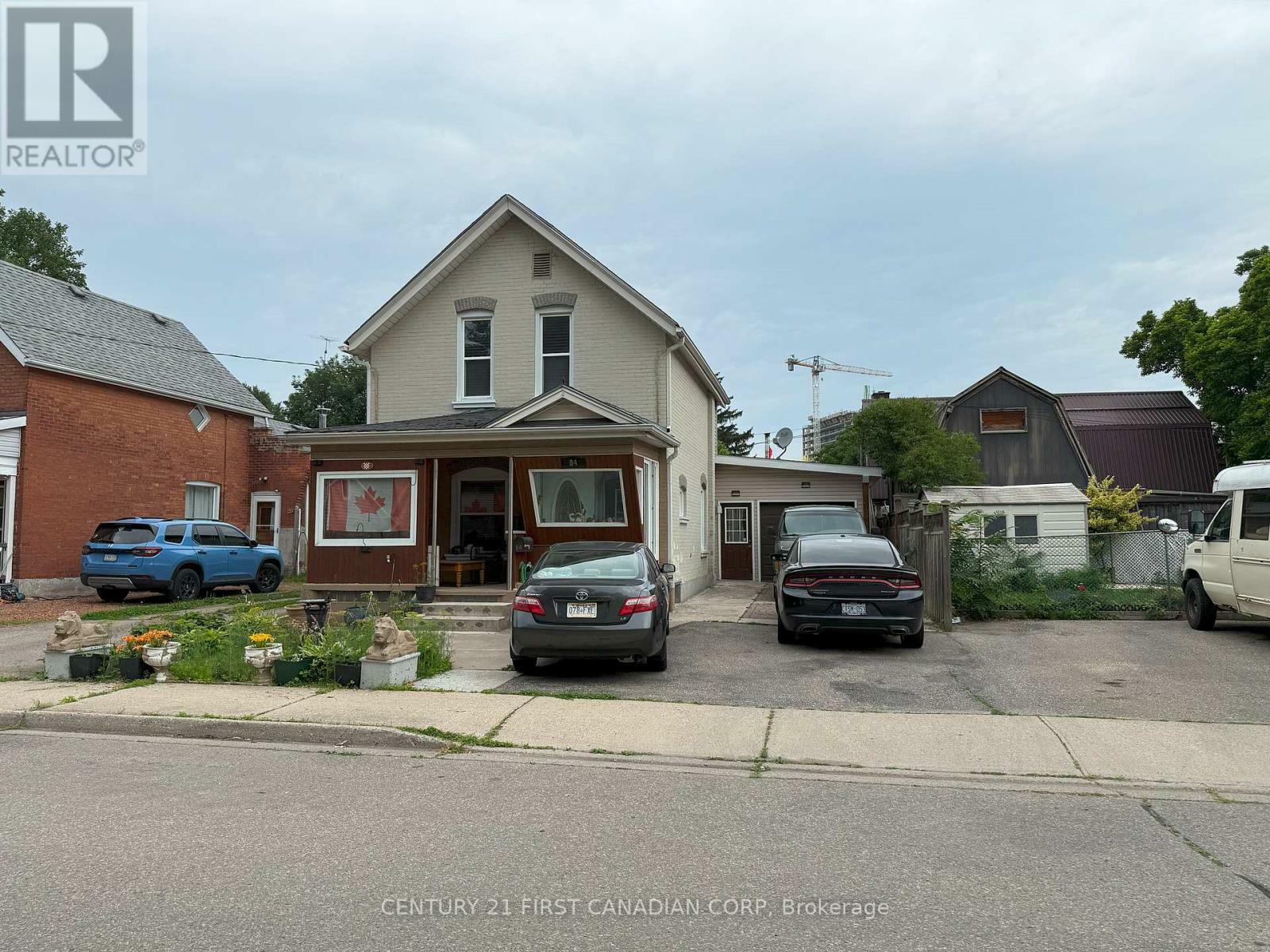 84 Port Street  Brantford ON N3S 1Y7 photo