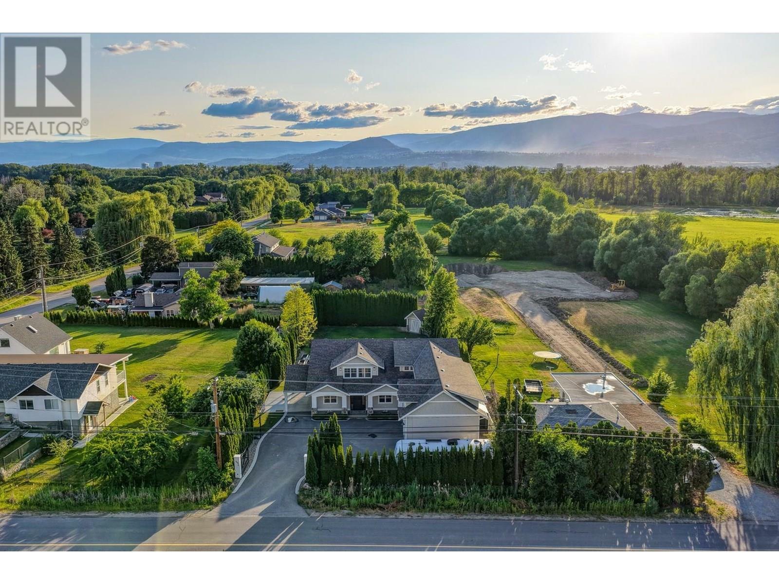 Photo de la propriété: 3558 Spiers Road BC V1W 4A8