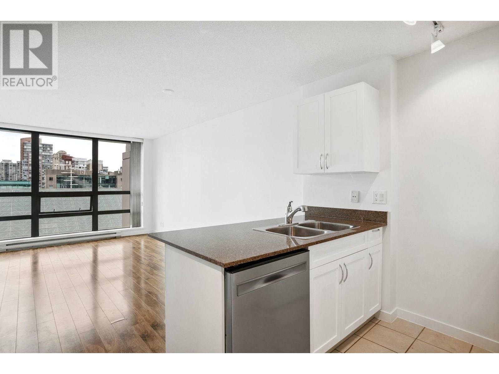 Photo de la propriété: 933 Hornby Street 1233 BC V6Z 3G4
