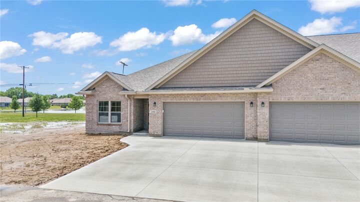 Property Photo:  1160 Waterloo Street  OH 45373 