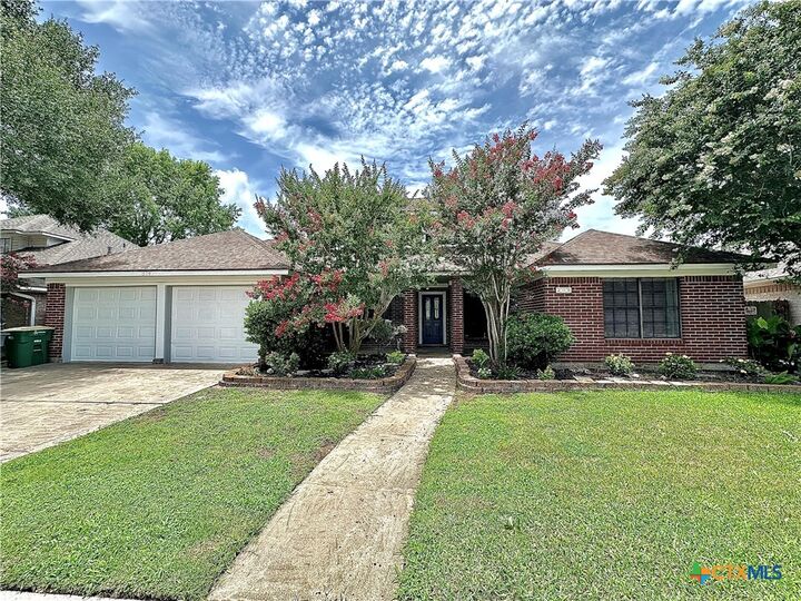 Property Photo:  209 Westbrook Drive  TX 77904 