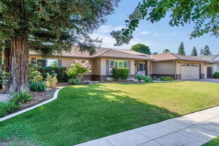 6658 N Thorne Avenue  Fresno CA 93711 photo