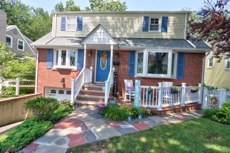 Property Photo: 9 Nelson Pl NJ 07110