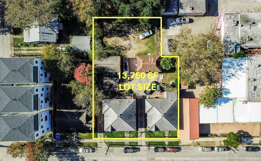 Property Photo:  4320 &Amp 4316 Jack Street  TX 77006 