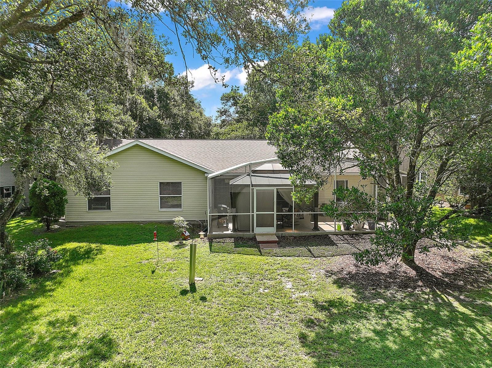 Property Photo: 4300 Leafway Circle FL 34748