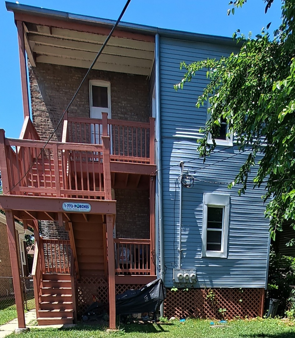 Property Photo: 7525 S Calumet Avenue IL 60619