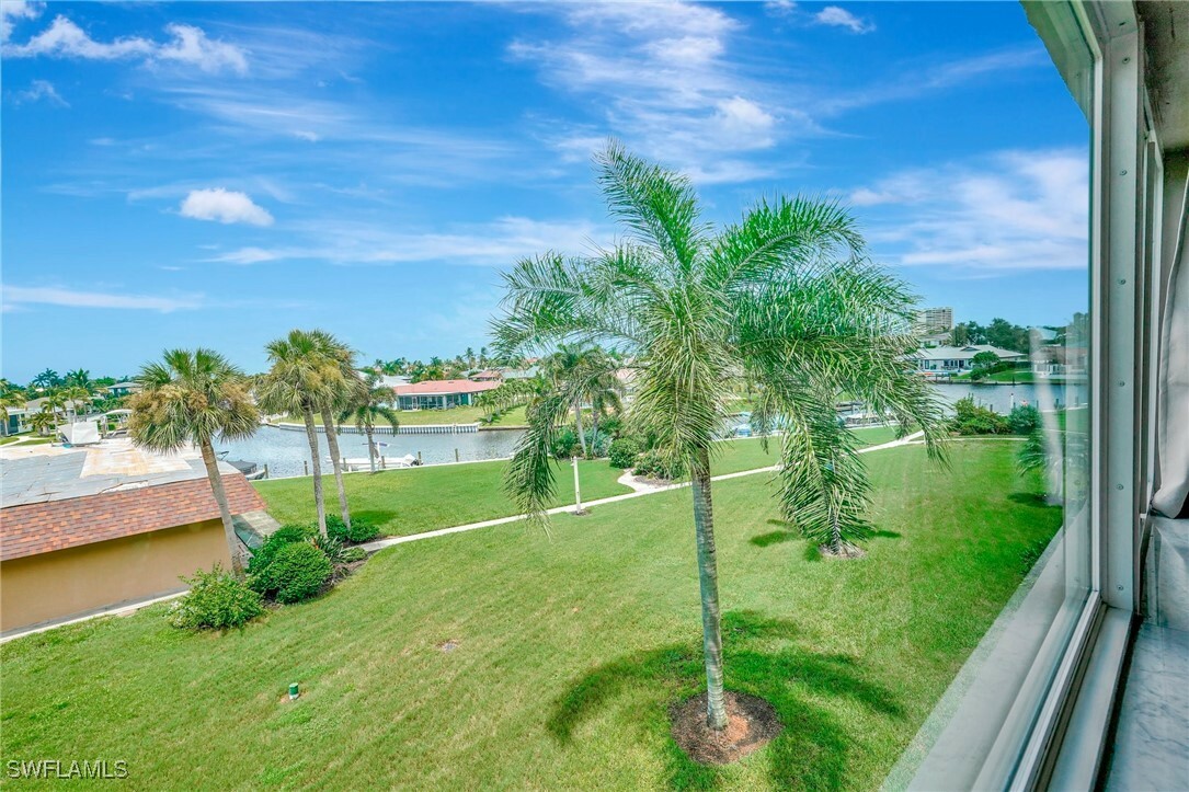 Property Photo: 4309 Mariner Way 304 FL 33919