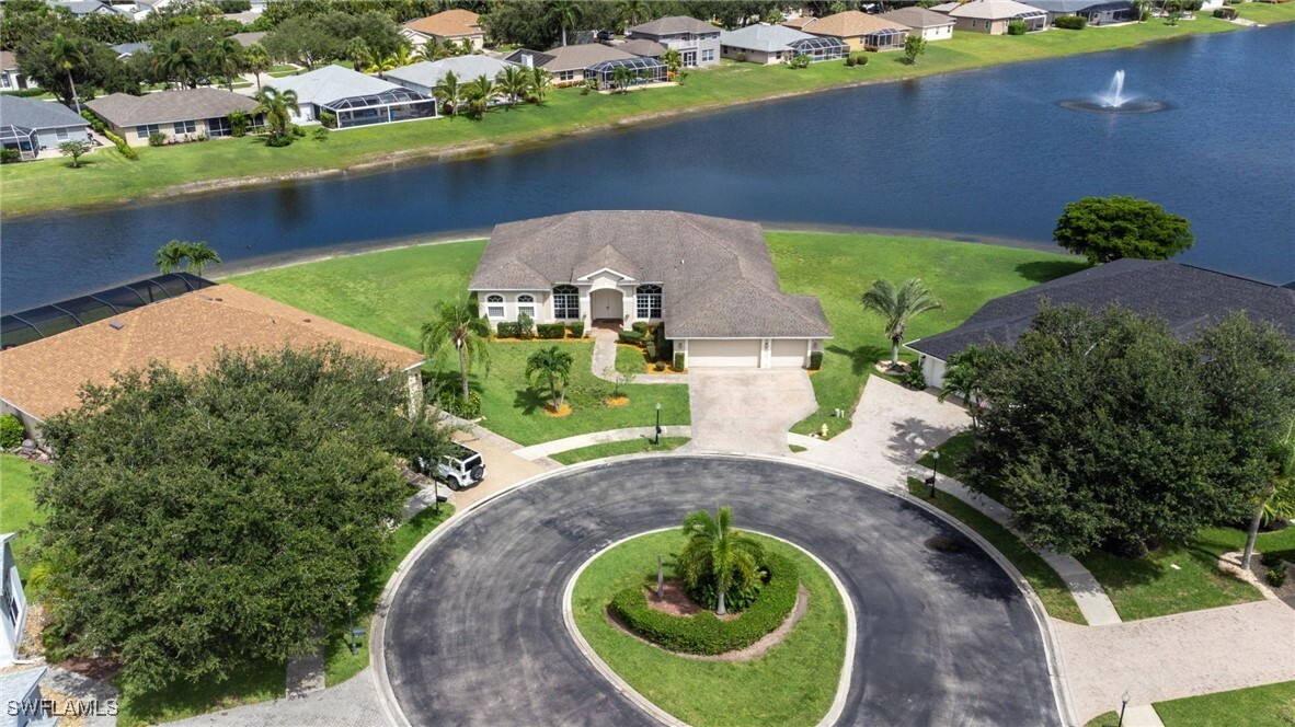 Property Photo: 9101 Kings Cove Court FL 33967