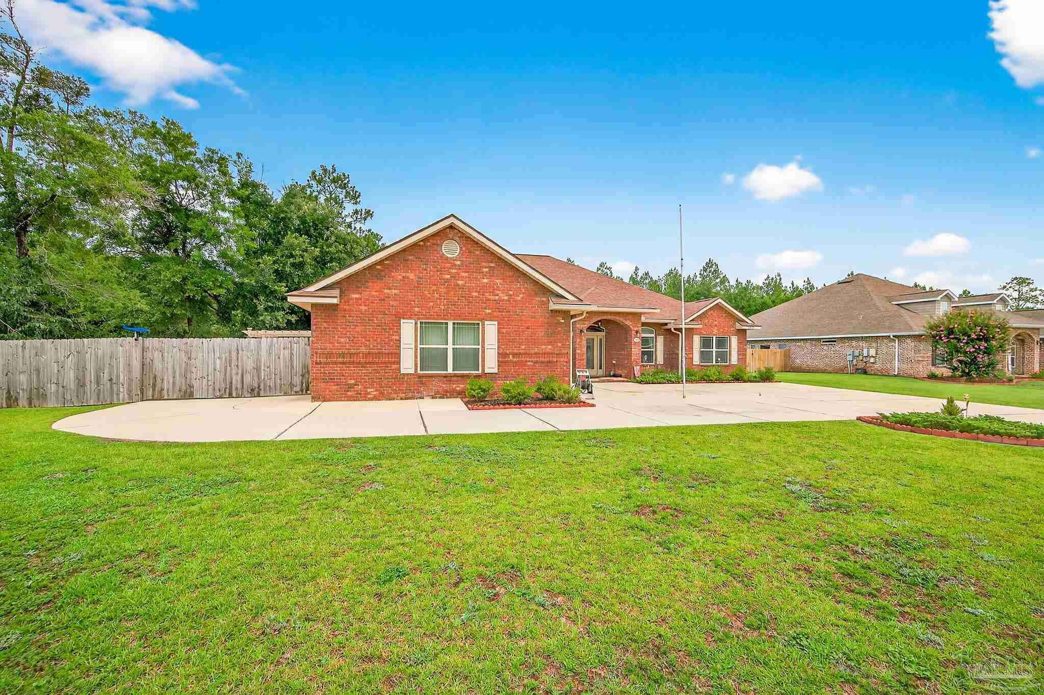 Property Photo:  9302 Iron Gate Blvd  FL 32570 
